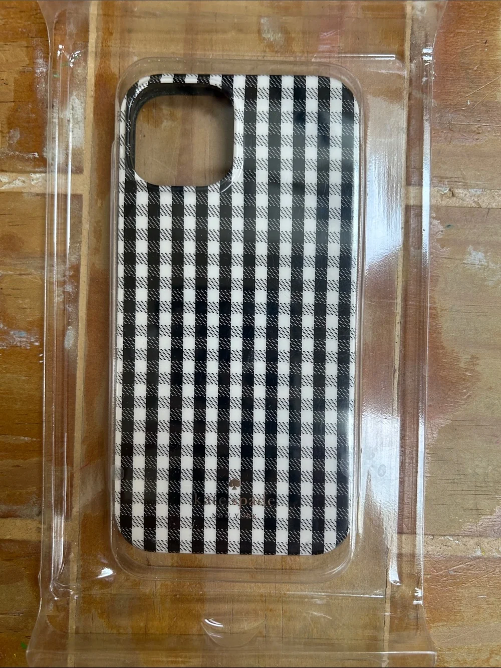 Kate Spade iPhone 14 cell phone case! Black & White Gingham/Check is a classic!